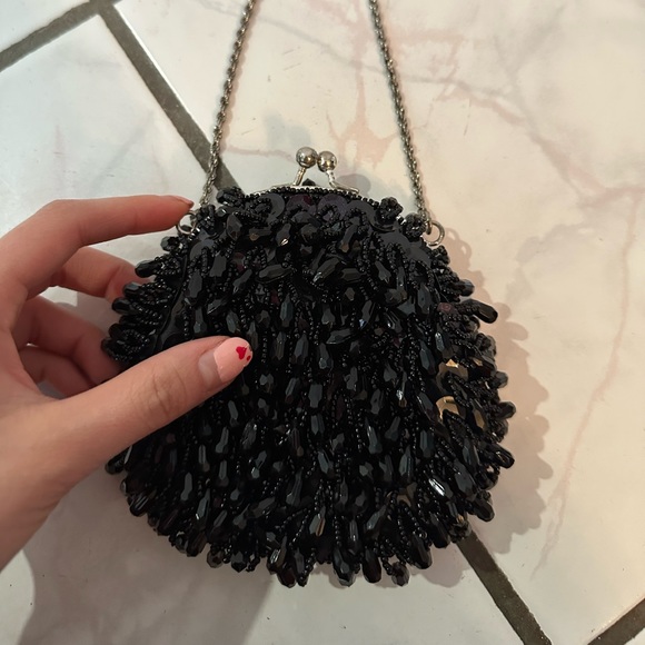 Beaded clutch - Picture 2 of 4